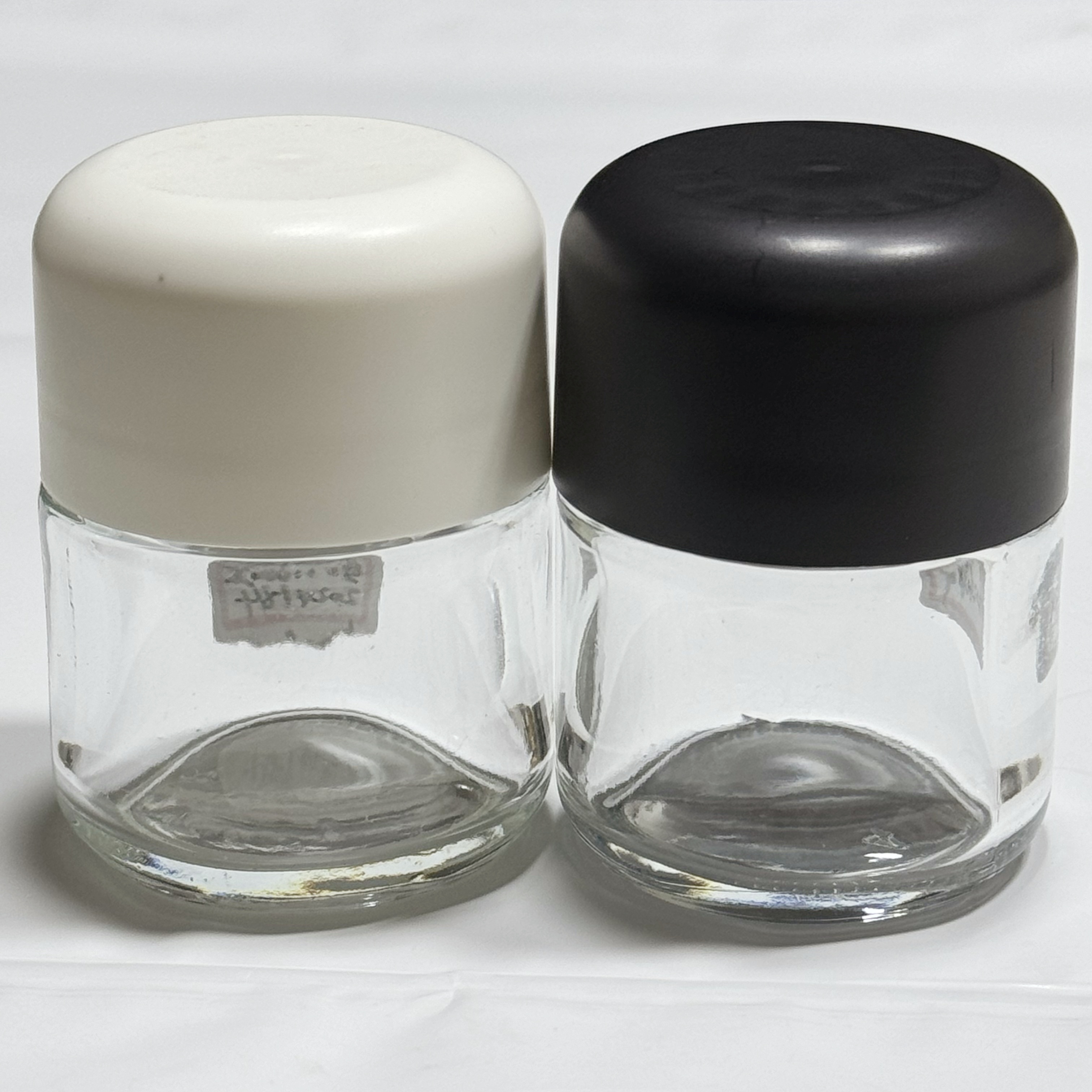 80ml CR Dome Cap Glass Jar